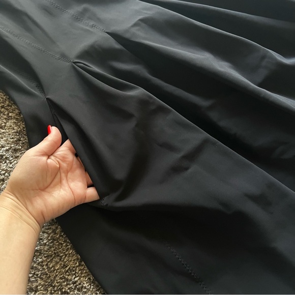 Lululemon Here To There Pleated Racer Back Mini Dress with pockets, Black sz 4/6 - Picture 4 of 10